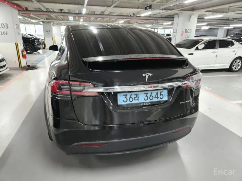 Tesla model-x