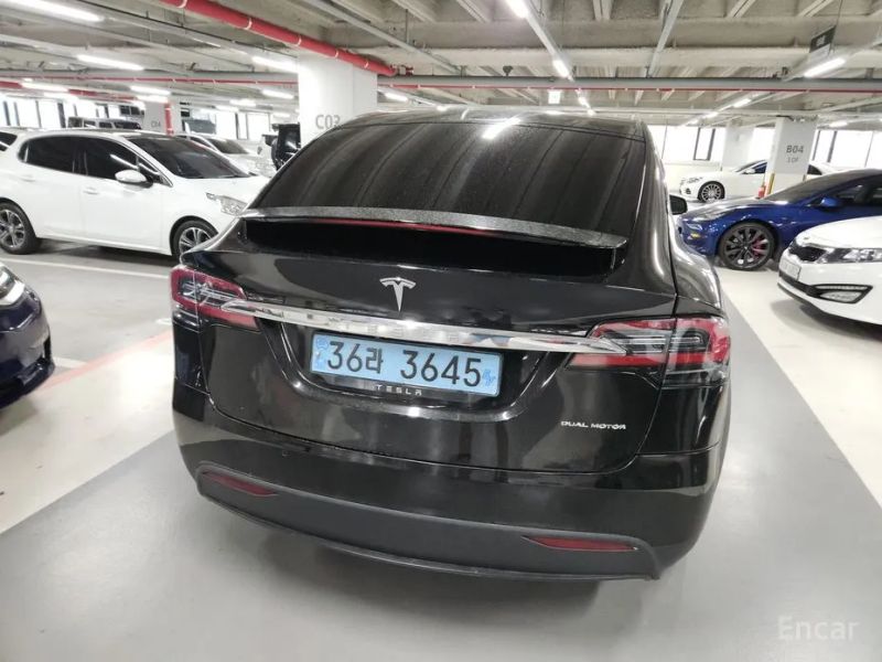 Tesla model-x