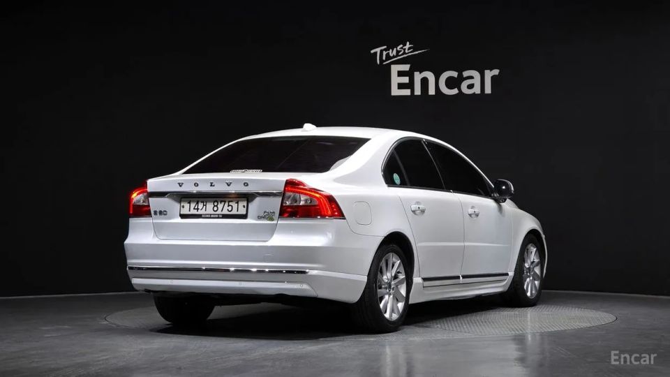 Volvo S80