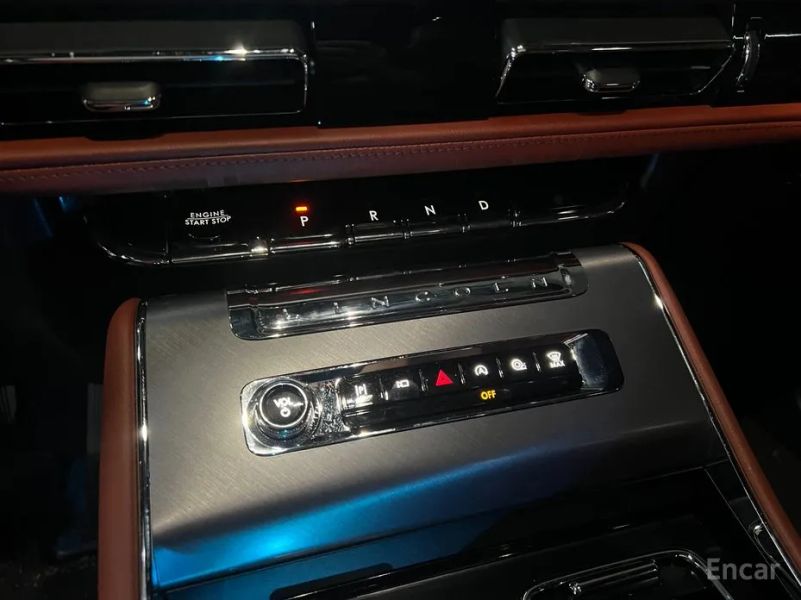 Lincoln Aviator