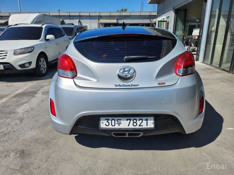 Hyundai Veloster