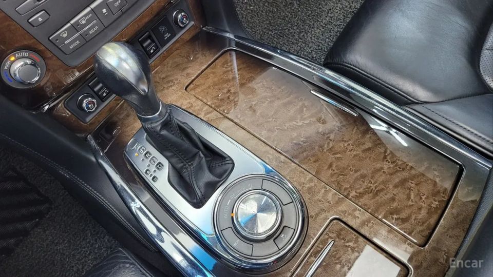 Infiniti QX