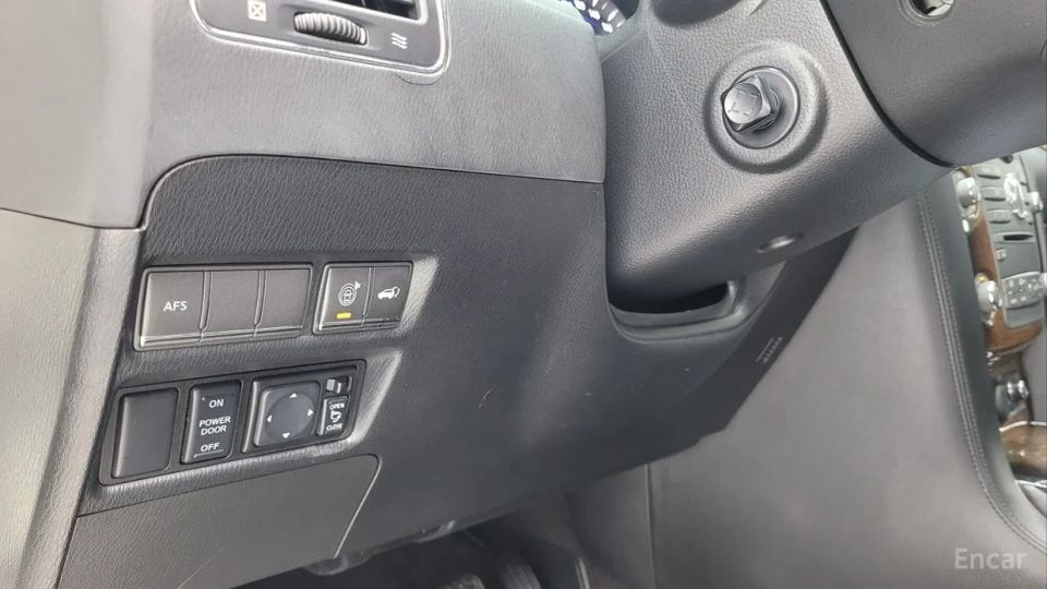 Infiniti QX