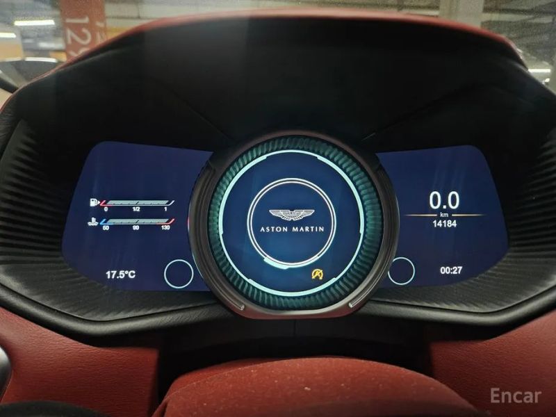 Astonmartin DB11