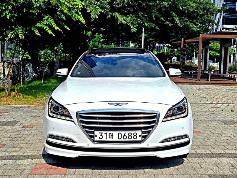 Hyundai Genesis
