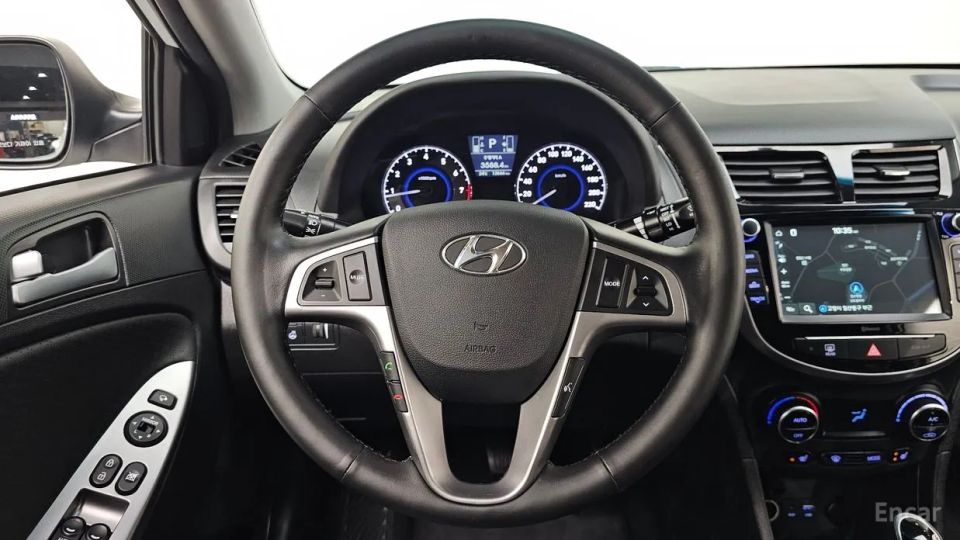 Hyundai Accent