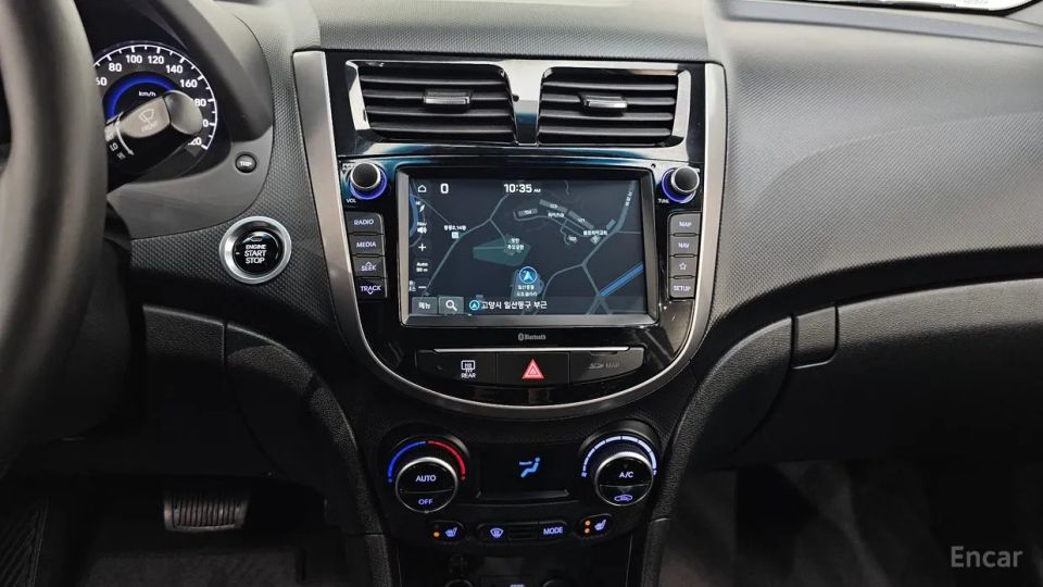 Hyundai Accent