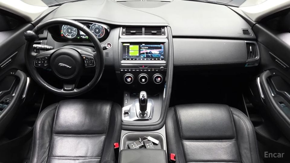 Jaguar E-PACE