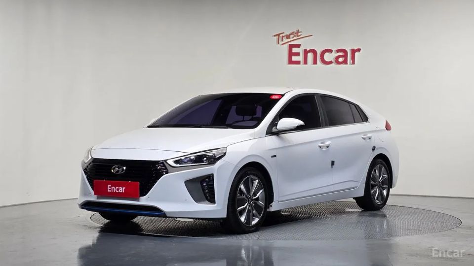 Hyundai Ioniq