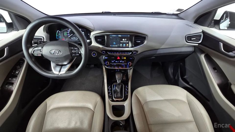 Hyundai Ioniq