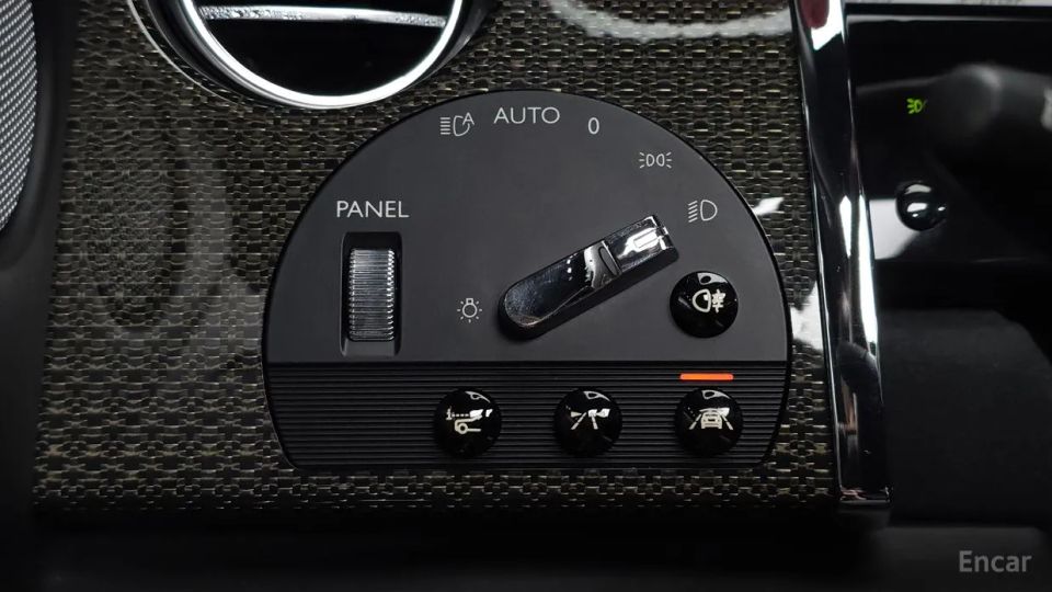 Rolls-Royce Dawn