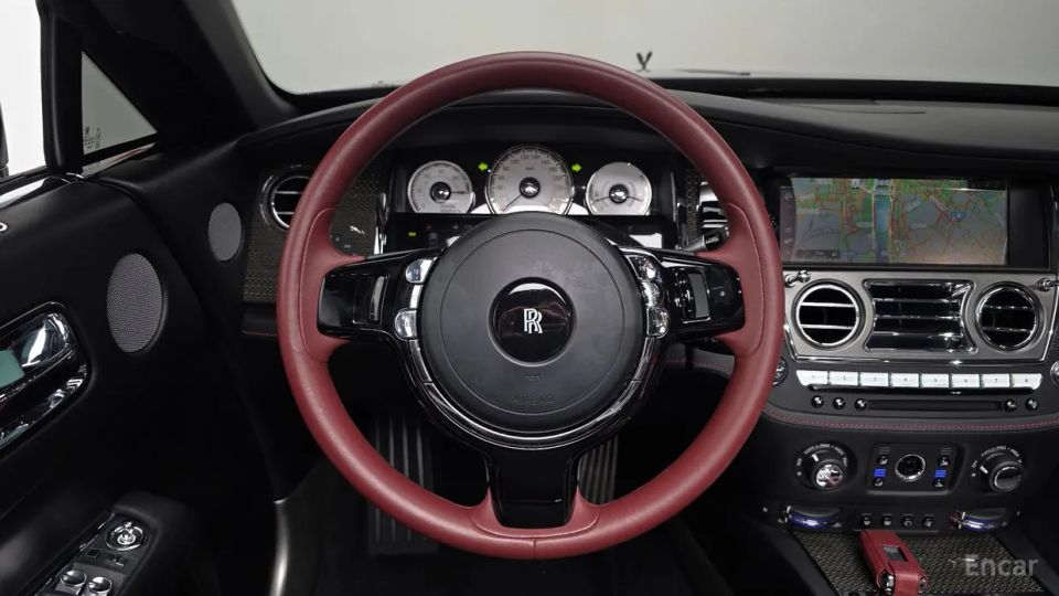 Rolls-Royce Dawn