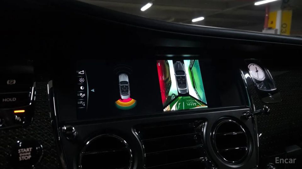 Rolls-Royce Dawn