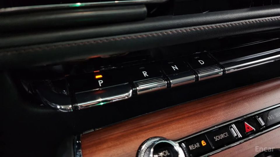Lincoln Aviator