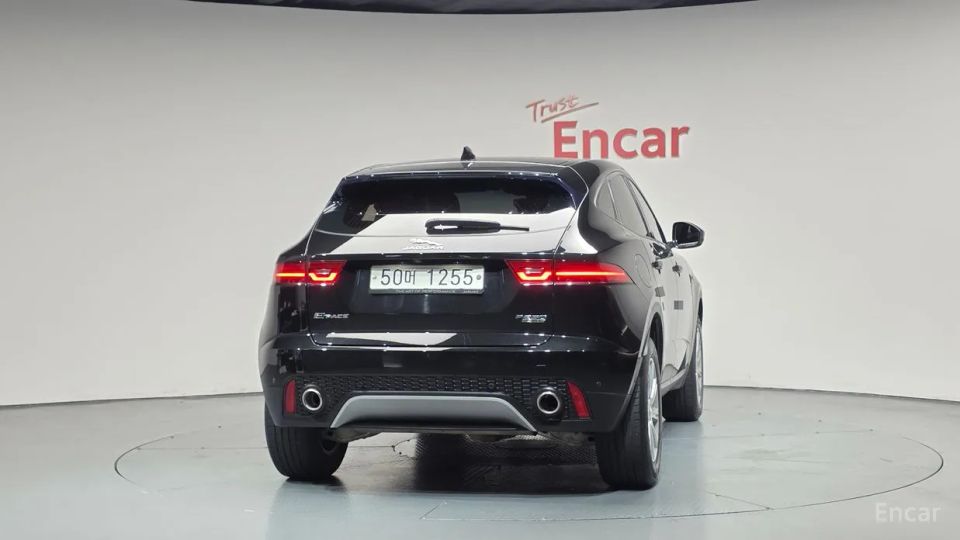 Jaguar E-PACE
