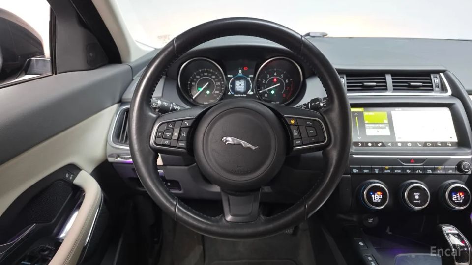 Jaguar E-PACE