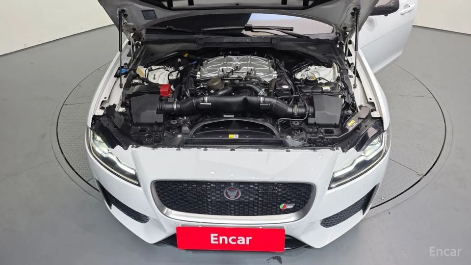 Jaguar xf