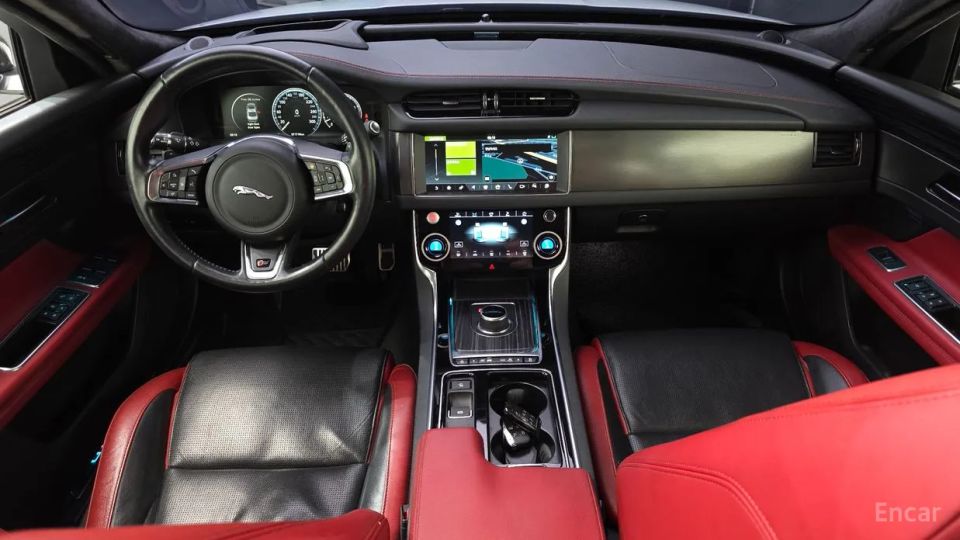 Jaguar xf