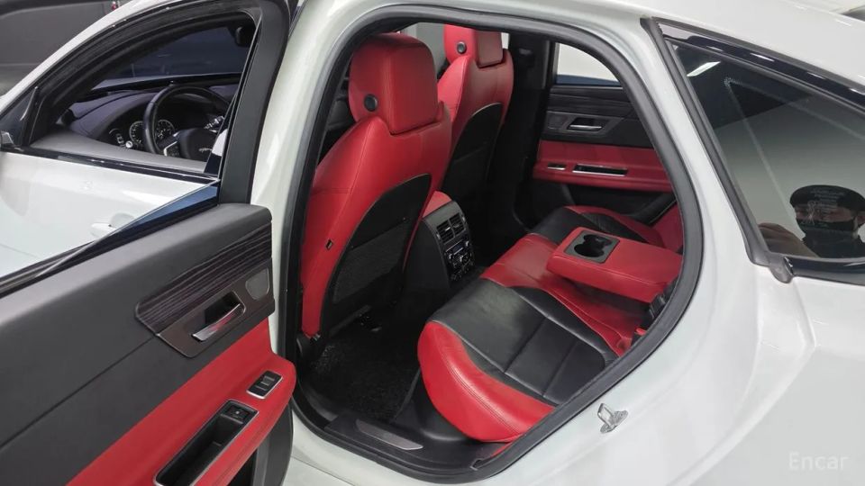 Jaguar xf