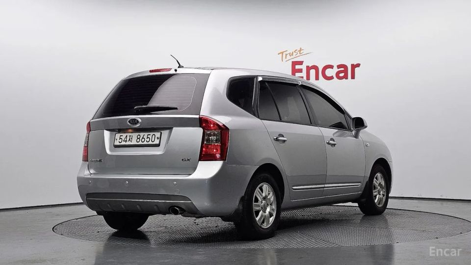 Kia Carens