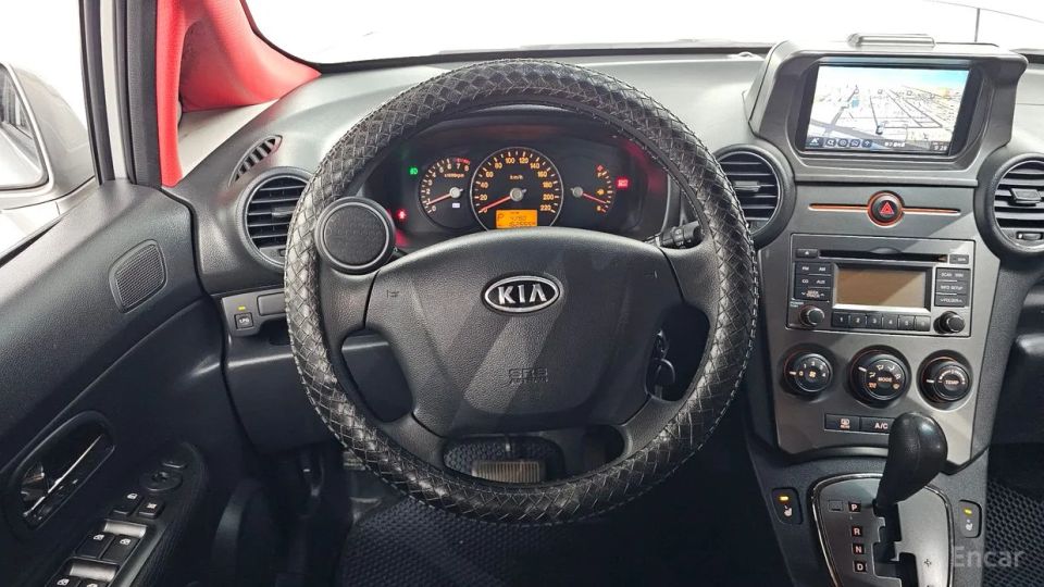 Kia Carens