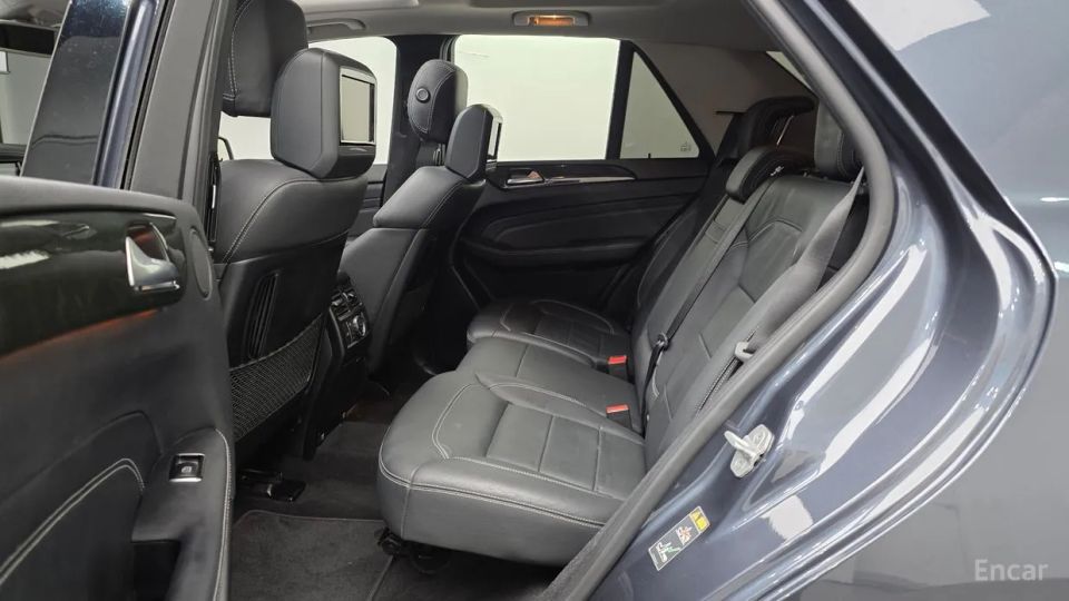 Mercedes-Benz M-class