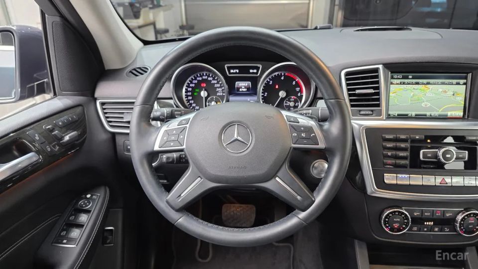 Mercedes-Benz M-class