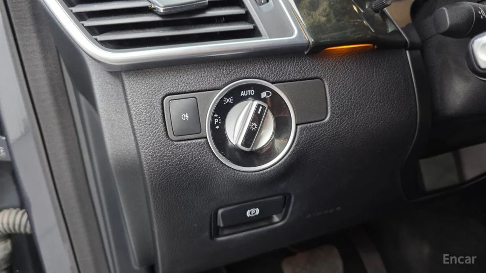 Mercedes-Benz M-class