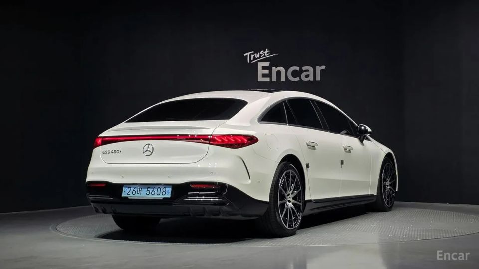 Mercedes-Benz EQS