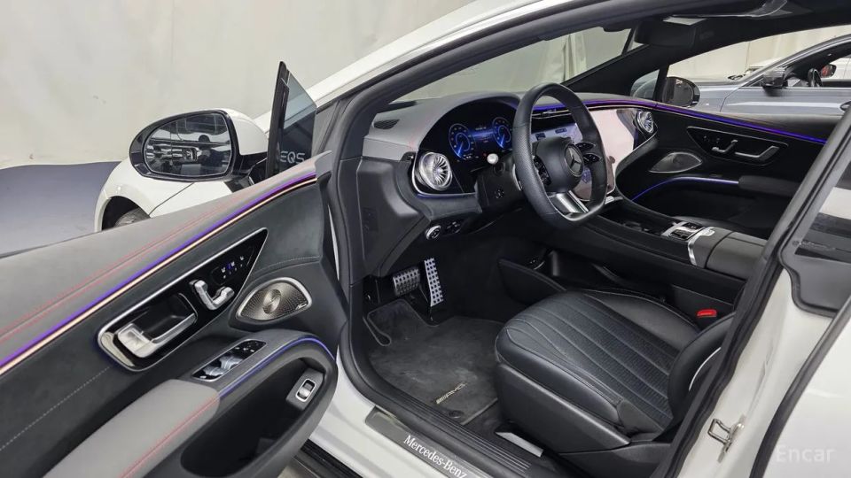 Mercedes-Benz EQS