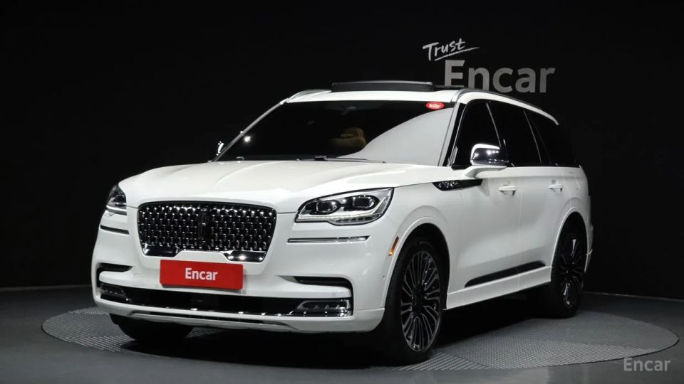 Lincoln Aviator