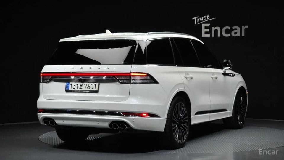 Lincoln Aviator