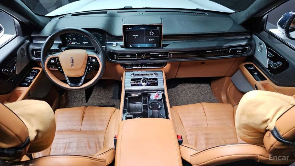 Lincoln Aviator