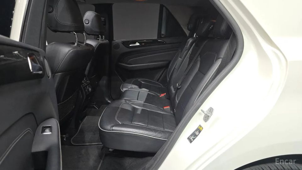 Mercedes-Benz M-class