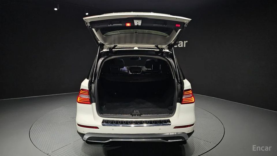 Mercedes-Benz M-class