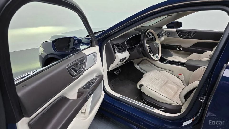 Lincoln Continental