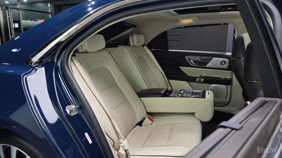 Lincoln Continental