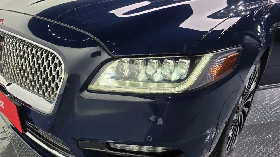 Lincoln Continental