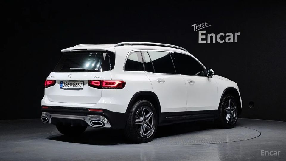 Mercedes-Benz GLB-Class