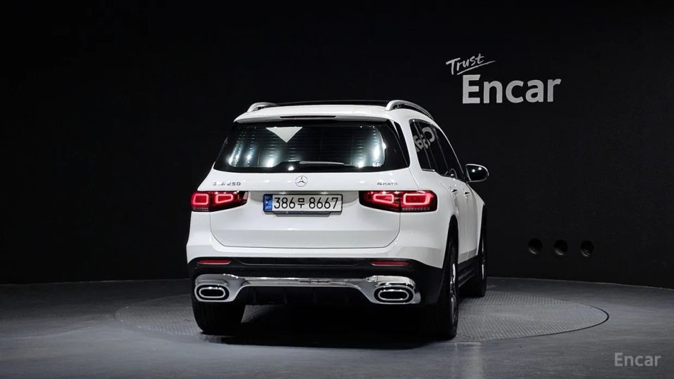 Mercedes-Benz GLB-Class