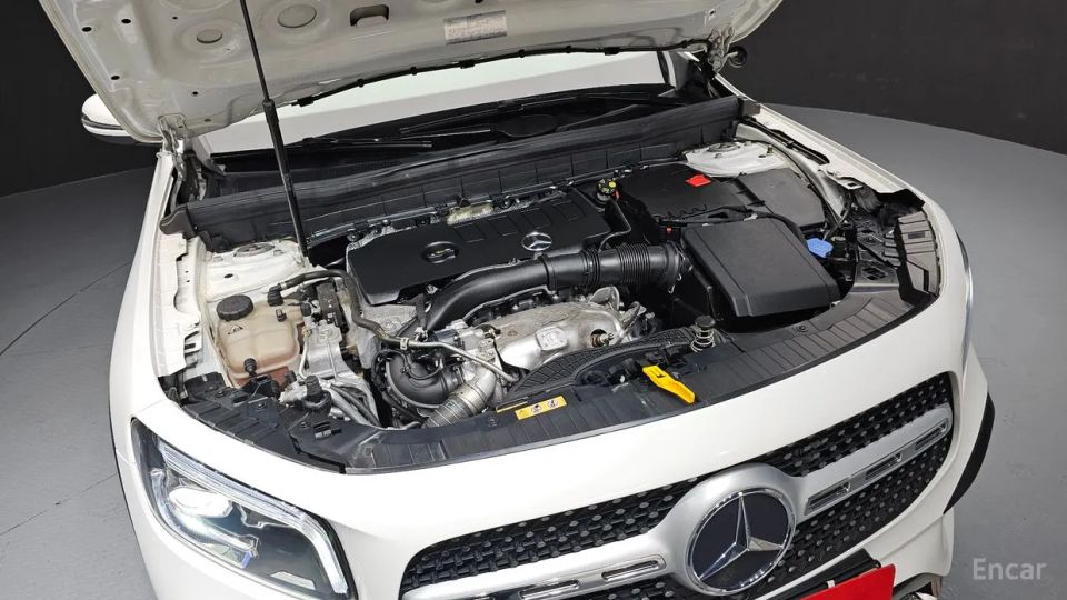 Mercedes-Benz GLB-Class