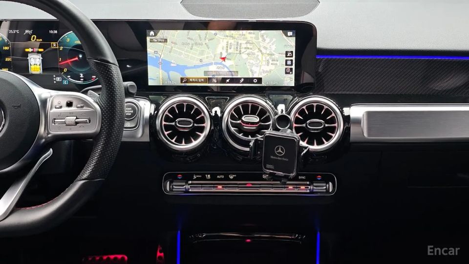 Mercedes-Benz GLB-Class