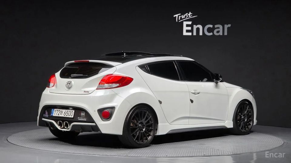 Hyundai Veloster