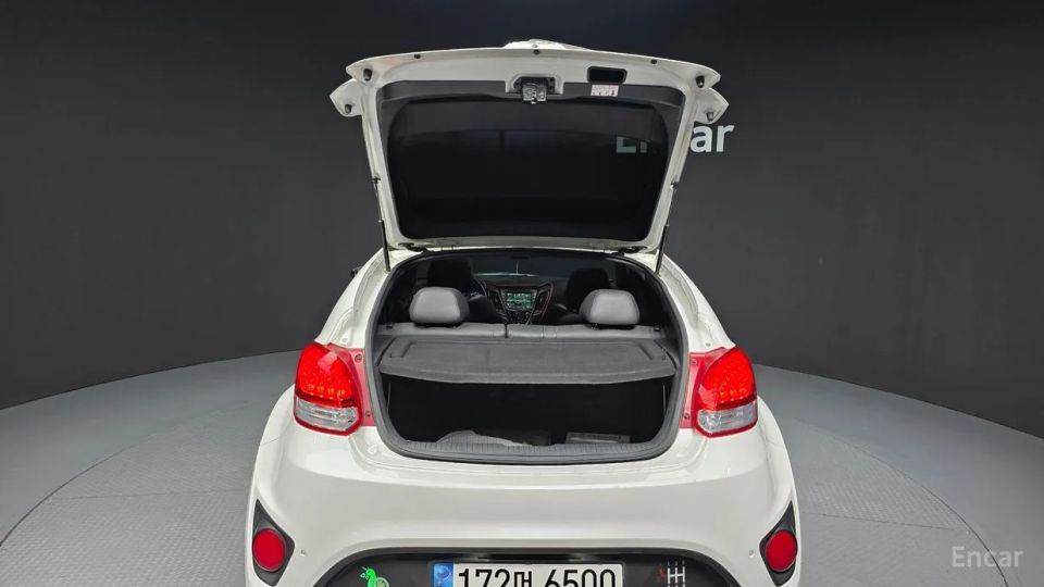 Hyundai Veloster