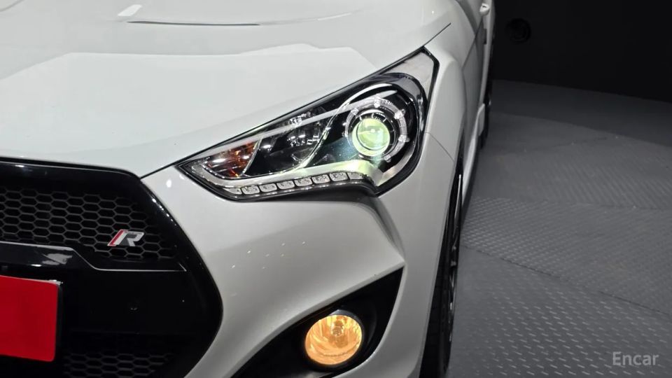 Hyundai Veloster