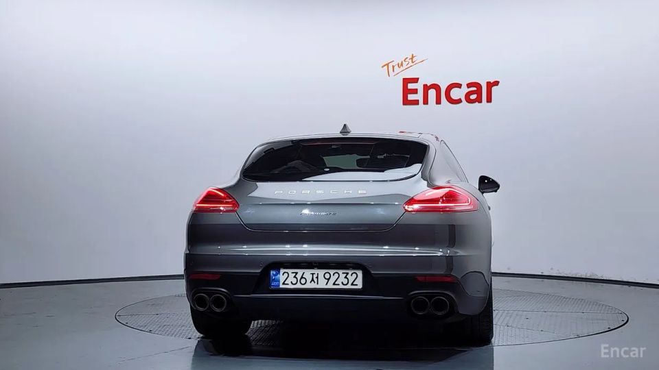 Porsche Panamera