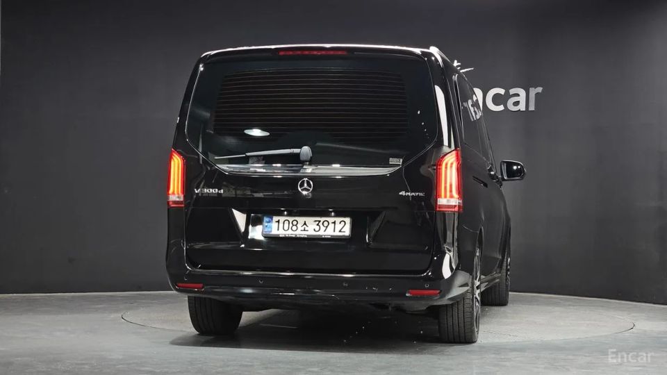 Mercedes-Benz V-Class