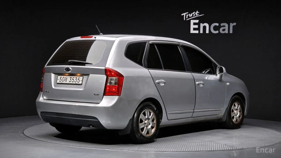 Kia Carens
