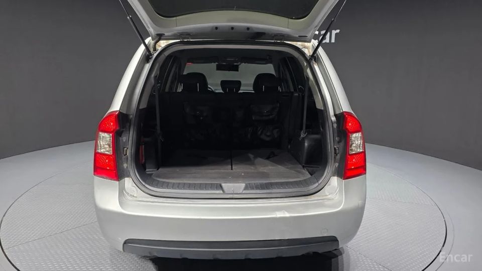 Kia Carens