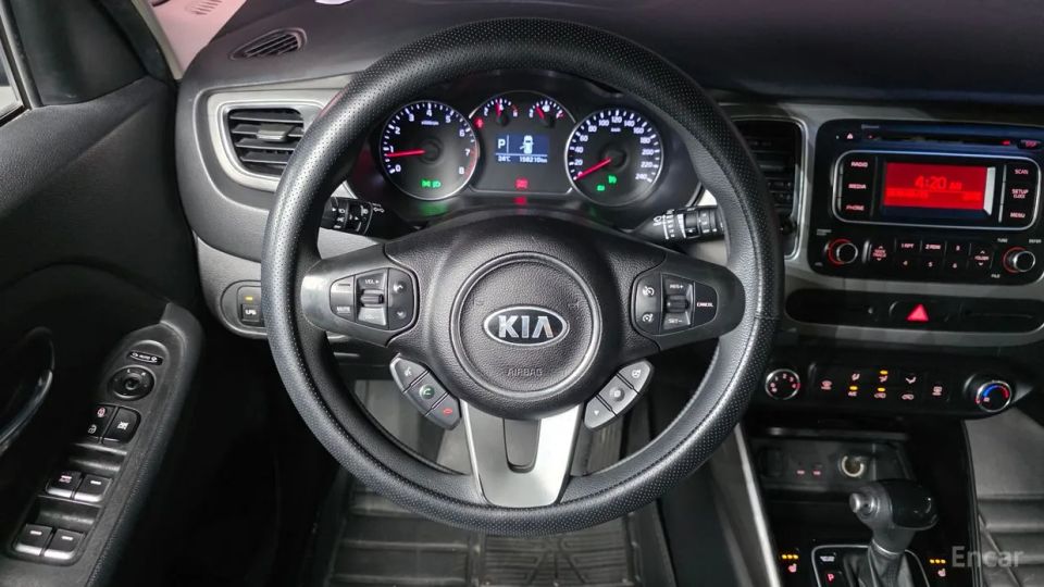 Kia Carens